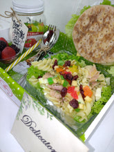 Cargar imagen en el visor de la galería, Desayuno mini Oslo a domicilio