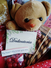 Cargar imagen en el visor de la galería, Cajita Sorpresa Love Honolulu