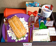 Cargar imagen en el visor de la galería, Desayunito corazon Premium Liverpool