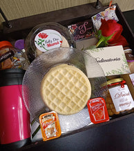 Cargar imagen en el visor de la galería, Desayuno corazon VIP Luxemburgo a domicilio