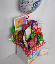 Cargar imagen en el visor de la galería, Regalo sorpresa de dulces wonka a domicilio