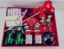 Cargar imagen en el visor de la galería, REGALO 14 DE FREBRERO VINO PARA DOS DESAYUNITO CORAZON